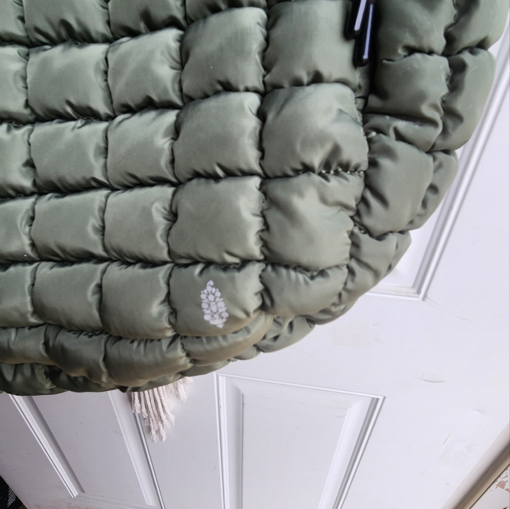 Free people quilted carry all